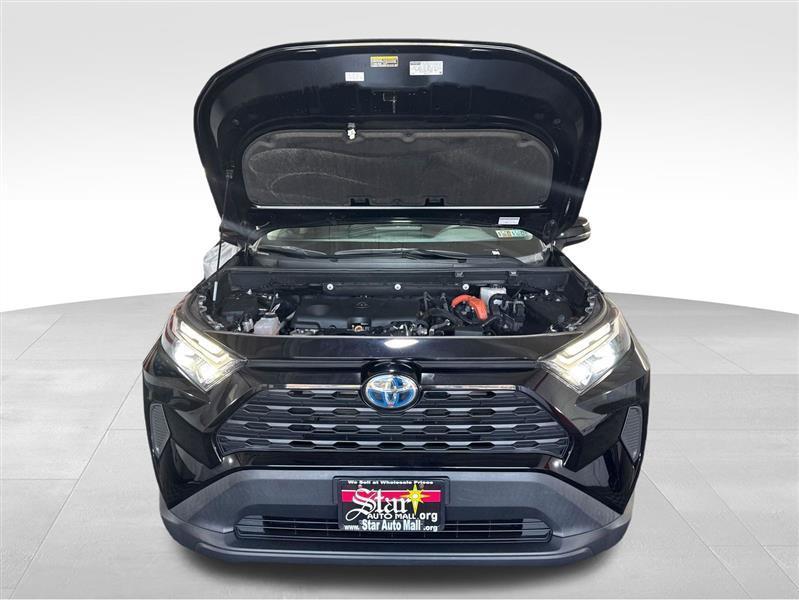 Toyota RAV4 Hybrid XLE 2022