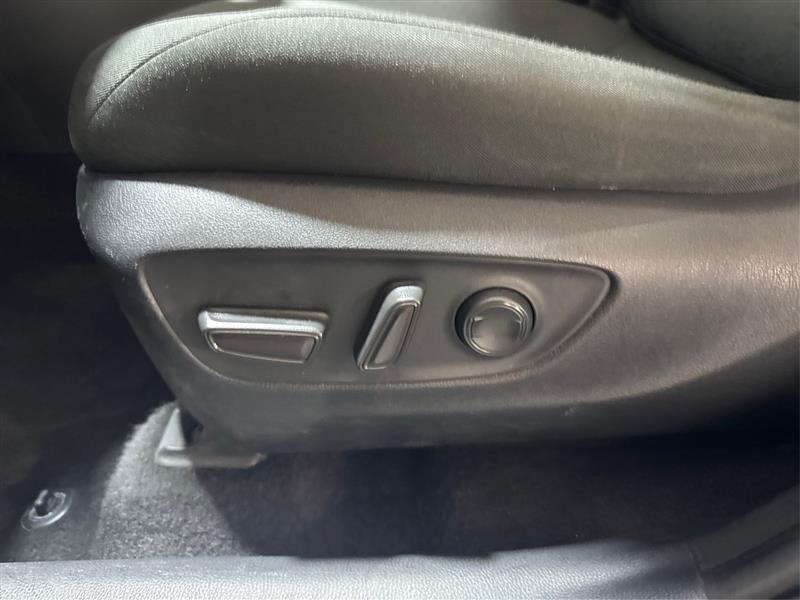 Toyota RAV4 Hybrid XLE 2022