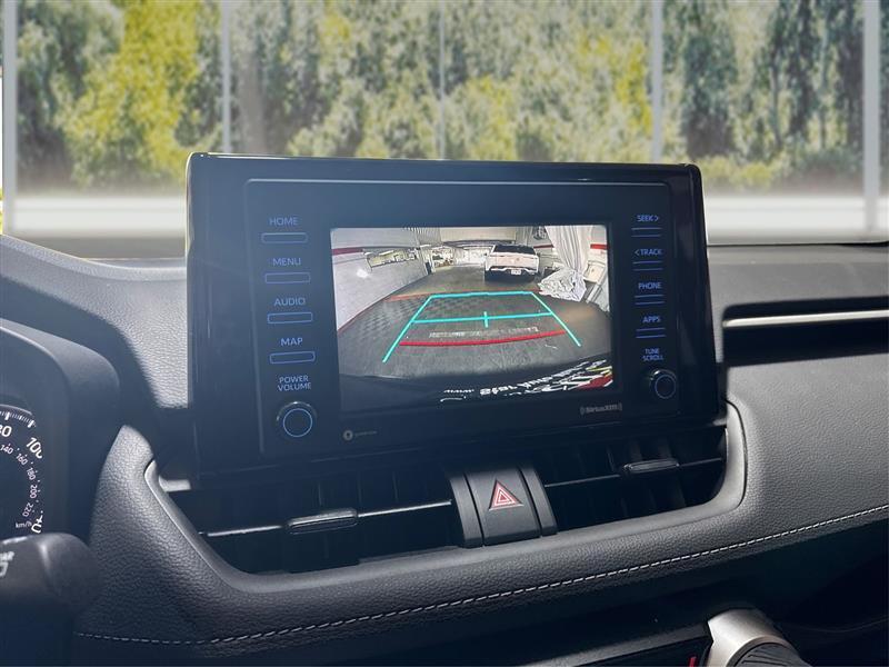 Toyota RAV4 Hybrid XLE 2022