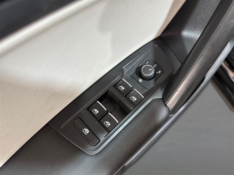 Volkswagen Tiguan SE 4Motion 2021