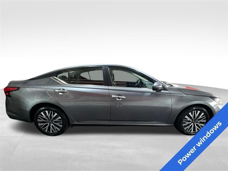 Nissan Altima 2.5 SV 2023