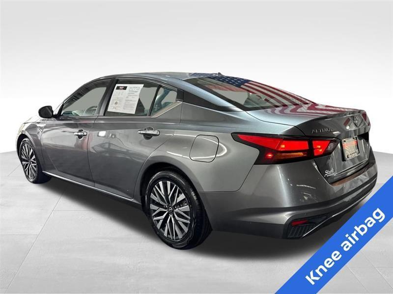 Nissan Altima 2.5 SV 2023
