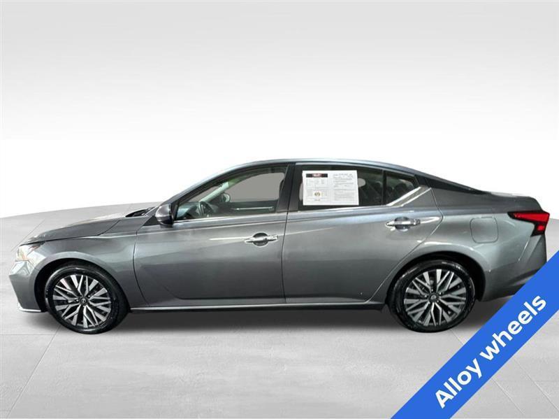 Nissan Altima 2.5 SV 2023
