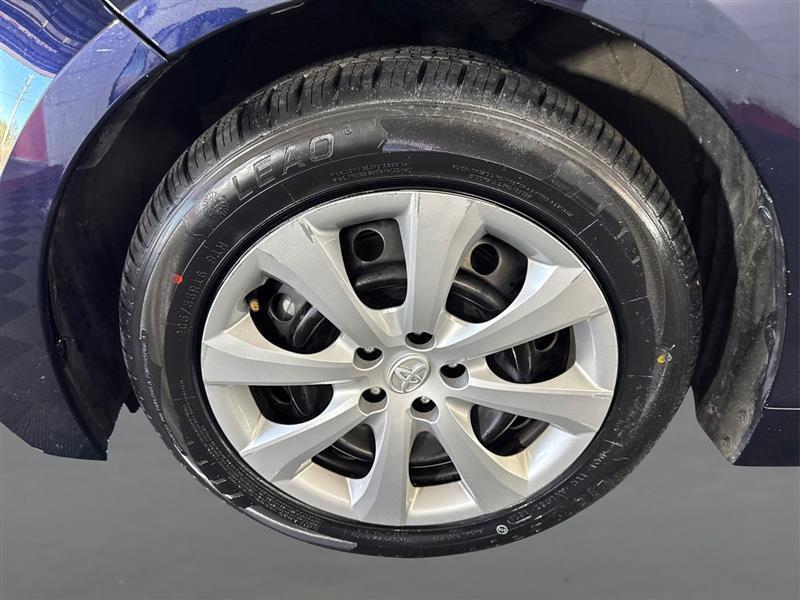 Toyota Corolla LE 2023