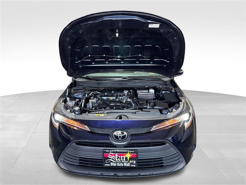 Toyota Corolla LE 2023