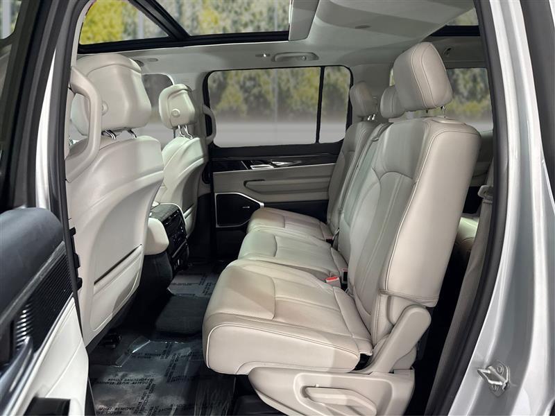Jeep Wagoneer Series II 4WD 2022
