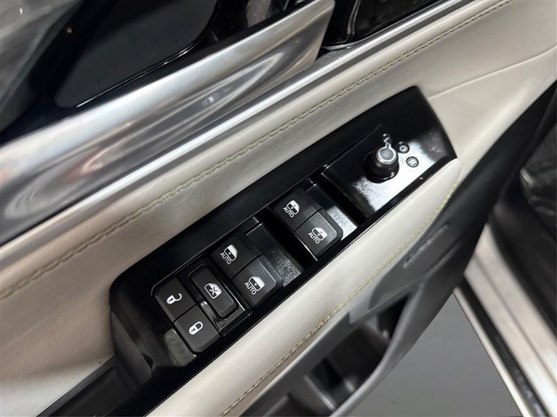 Jeep Wagoneer Series II 4WD 2022