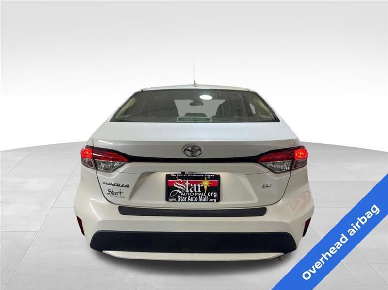 Toyota Corolla LE 2021