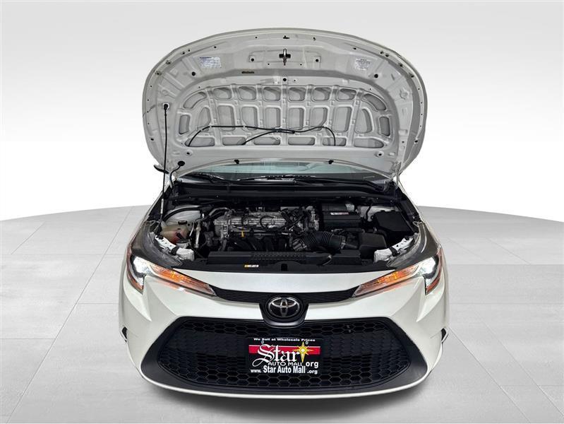 Toyota Corolla LE 2021
