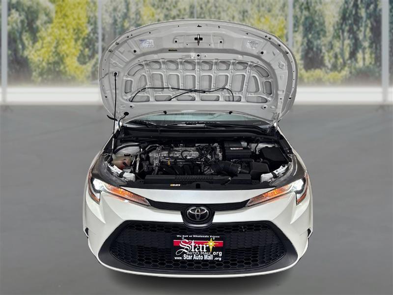 Toyota Corolla LE 2021