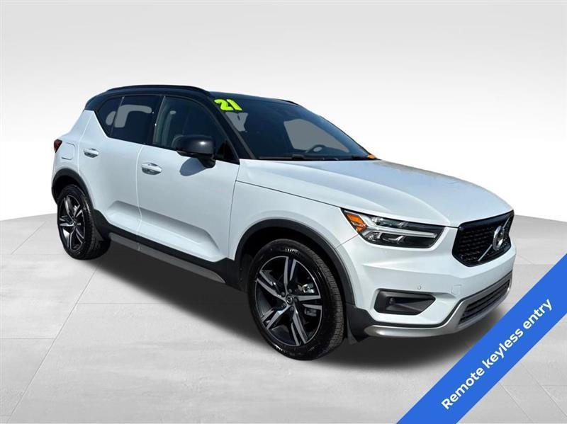Volvo XC40 T5 R-Design AWD 2021