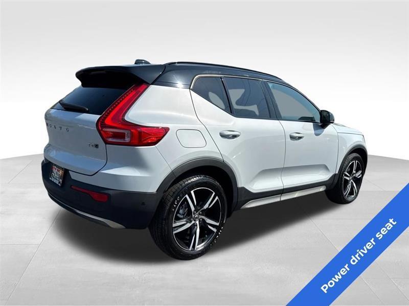 Volvo XC40 T5 R-Design AWD 2021
