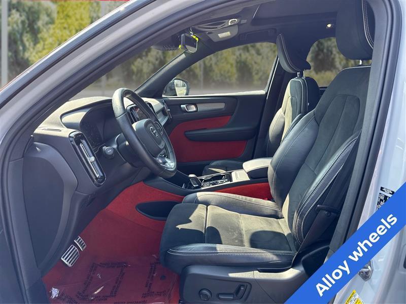 Volvo XC40 T5 R-Design AWD 2021