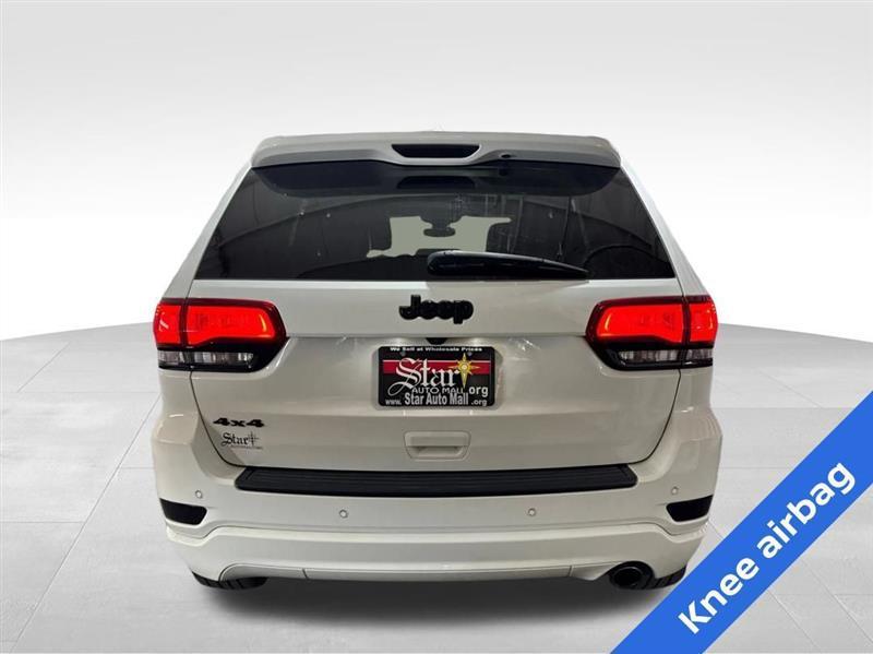Jeep Grand Cherokee Laredo 4WD 2020
