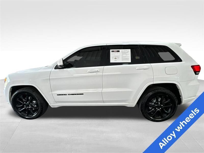 Jeep Grand Cherokee Laredo 4WD 2020
