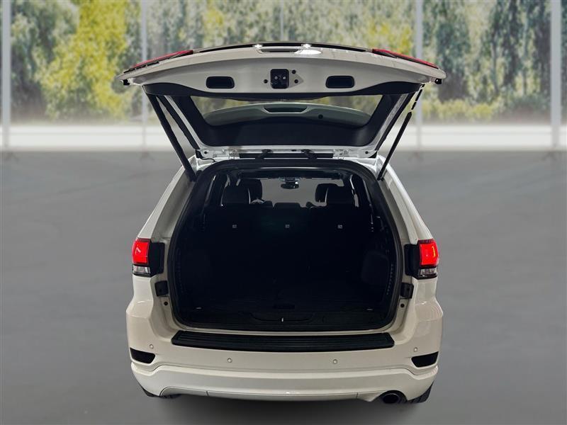 Jeep Grand Cherokee Laredo 4WD 2020
