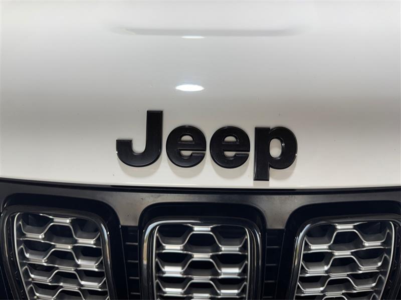Jeep Grand Cherokee Laredo 4WD 2020