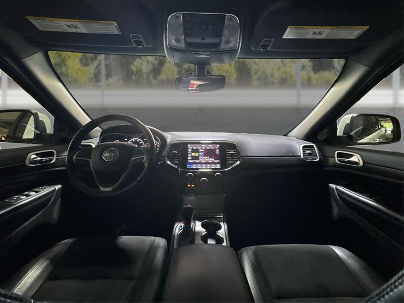 Jeep Grand Cherokee Laredo 4WD 2020