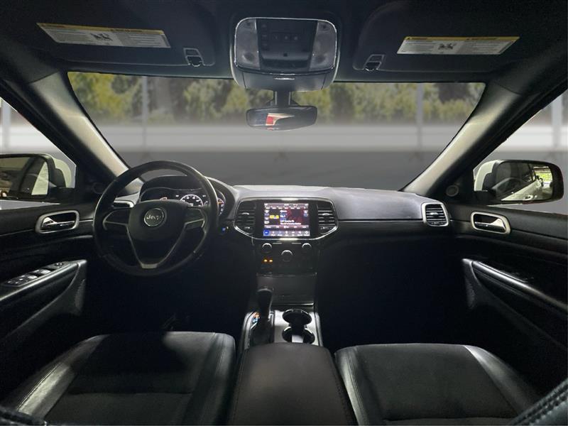 Jeep Grand Cherokee Laredo 4WD 2020