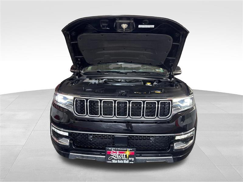 Jeep Wagoneer Series III 4WD 2024