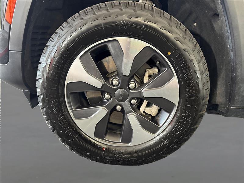 Jeep Grand Cherokee  2023