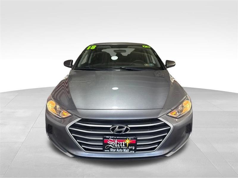 Hyundai Elantra  2018
