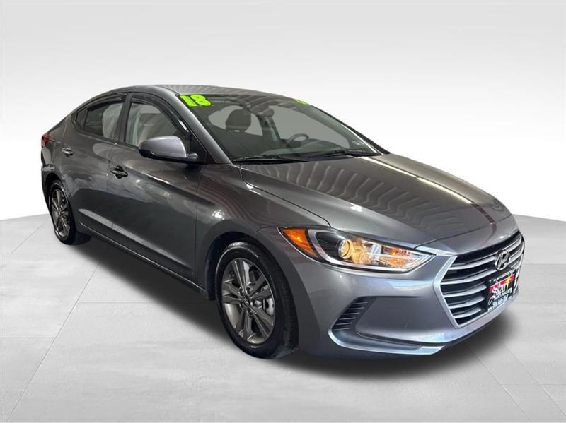 Hyundai Elantra  2018