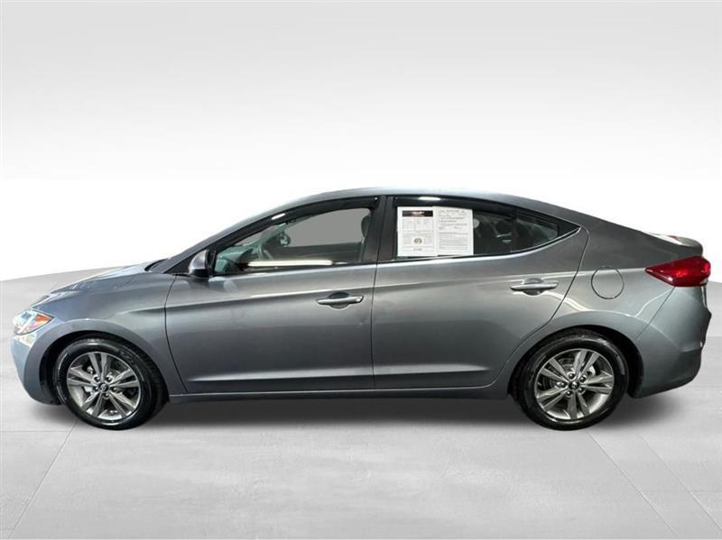 Hyundai Elantra  2018