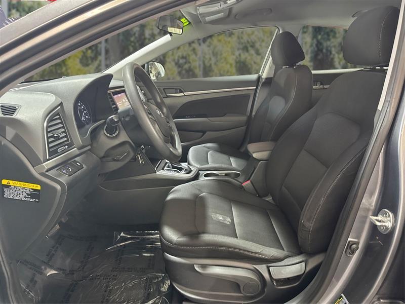 Hyundai Elantra  2018