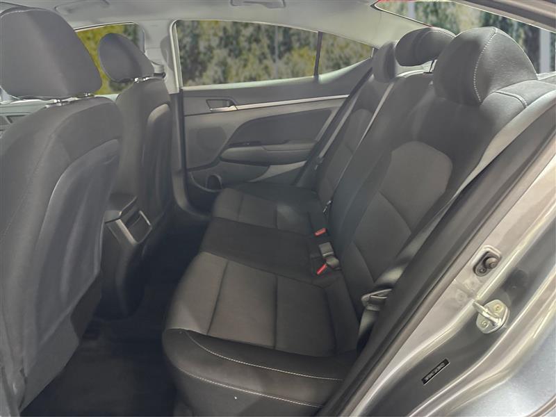 Hyundai Elantra  2018