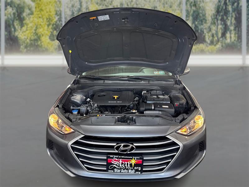 Hyundai Elantra  2018