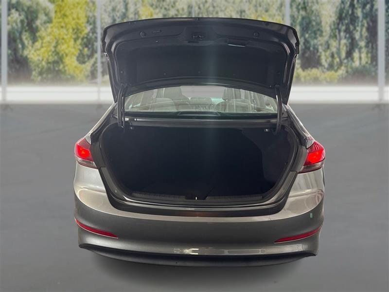 Hyundai Elantra  2018