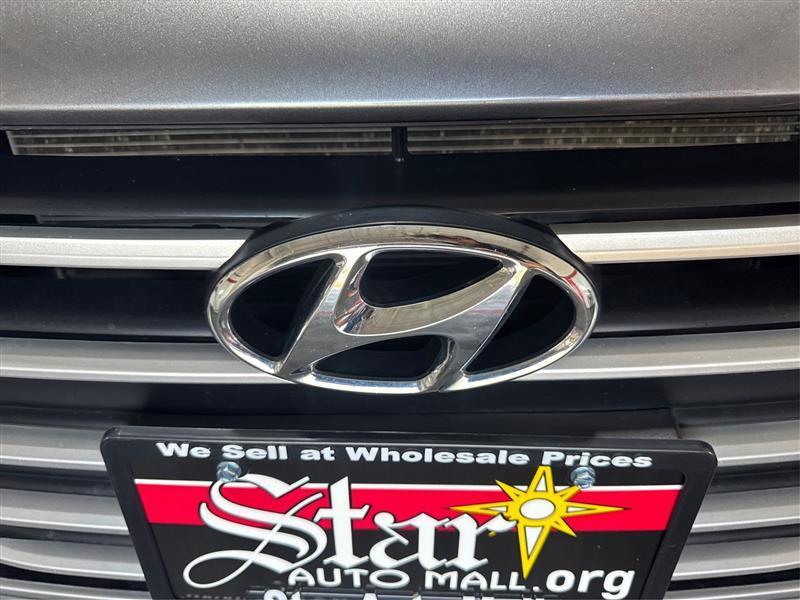 Hyundai Elantra  2018
