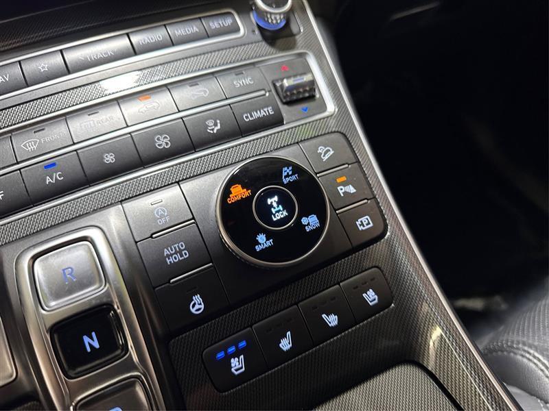 Hyundai Santa Fe Limited AWD 2021