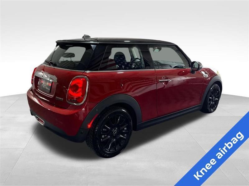 MINI Cooper Base 2015