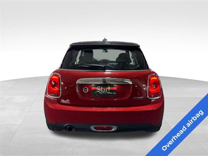 MINI Cooper Base 2015
