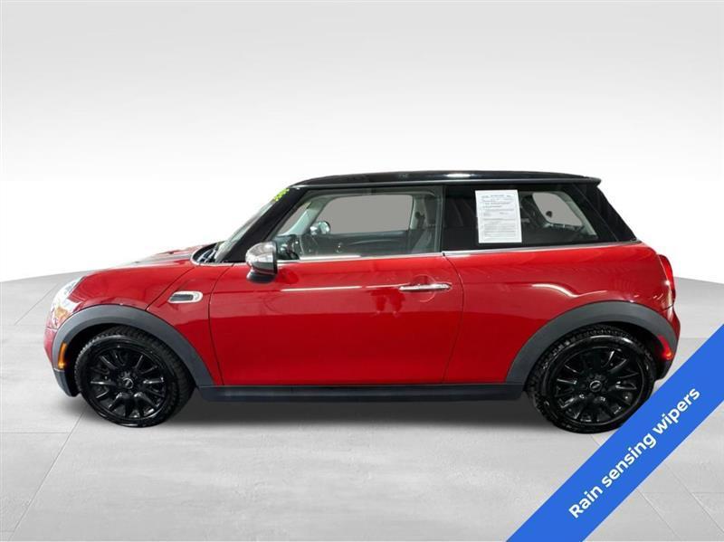MINI Cooper Base 2015