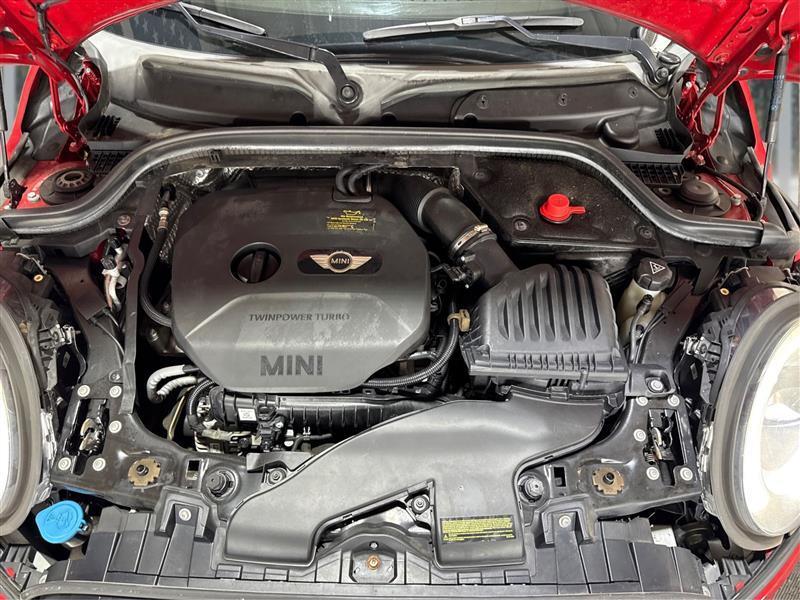 MINI Cooper Base 2015