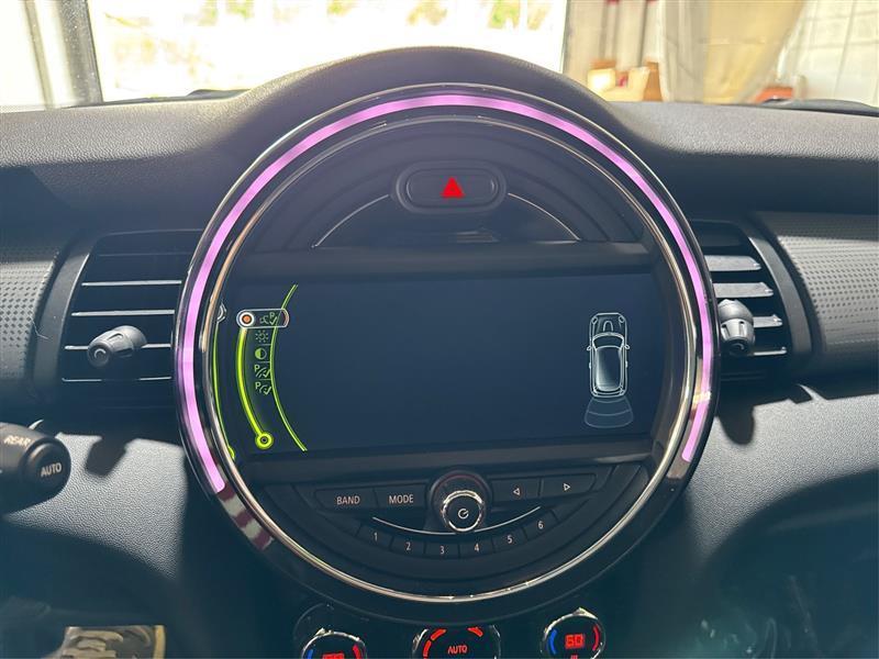 MINI Cooper Base 2015