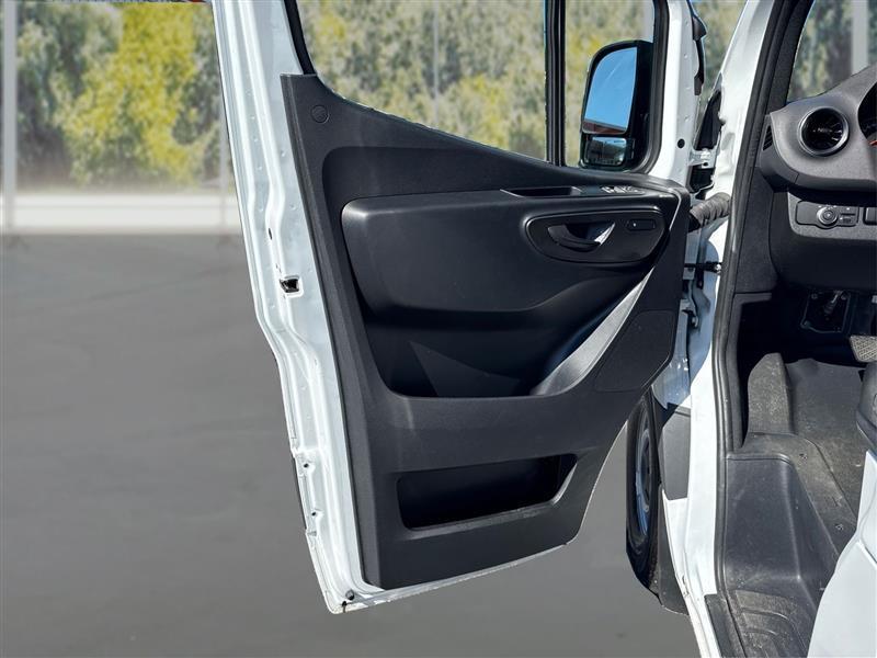 Mercedes-Benz Sprinter 2500 2025