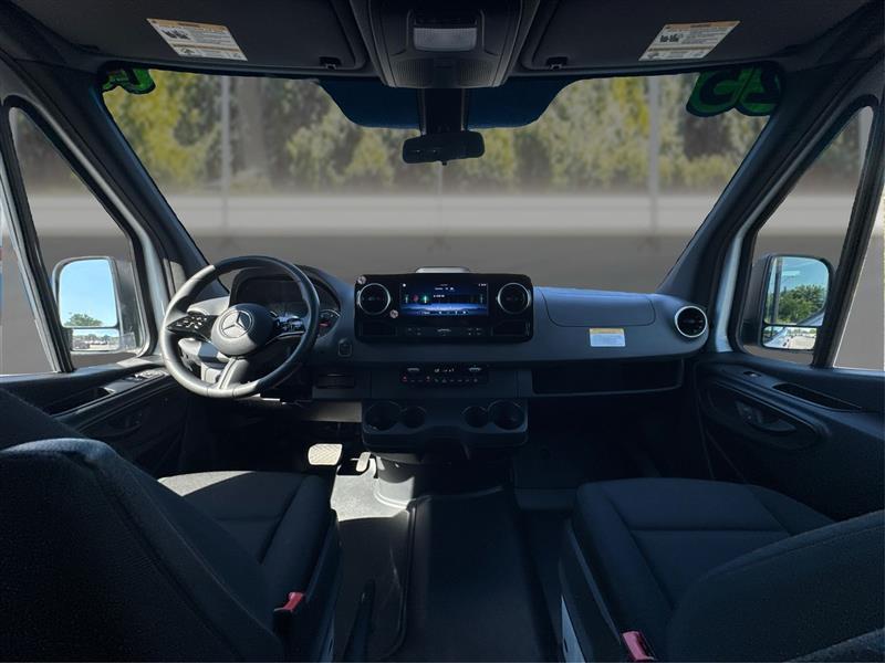 Mercedes-Benz Sprinter 2500 2025