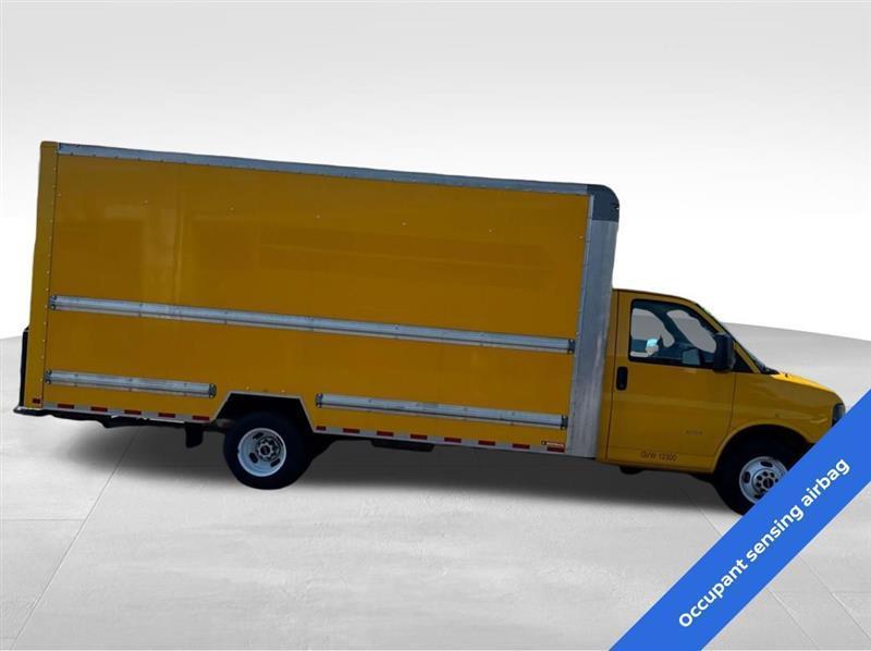 GMC Savana G3500 177 in. 2021