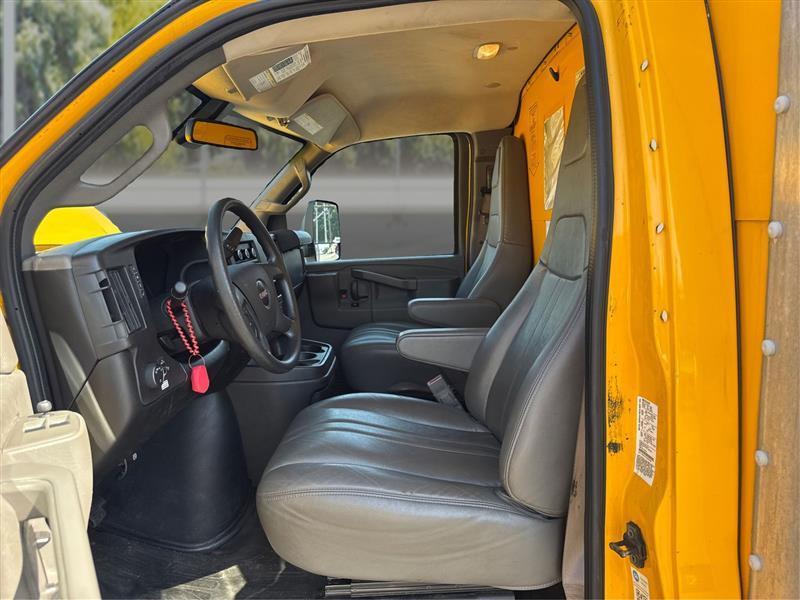 GMC Savana G3500 177 in. 2021