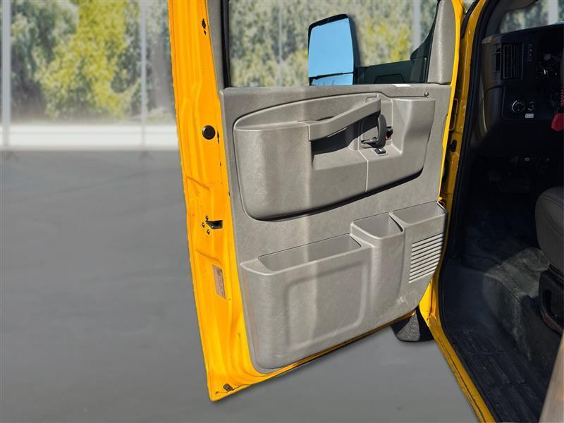 GMC Savana G3500 177 in. 2021