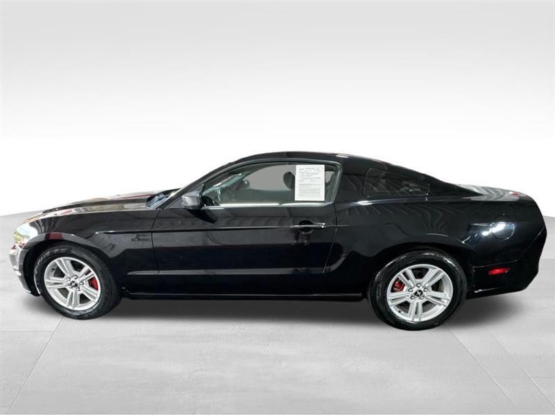 Ford Mustang V6 Coupe 2013