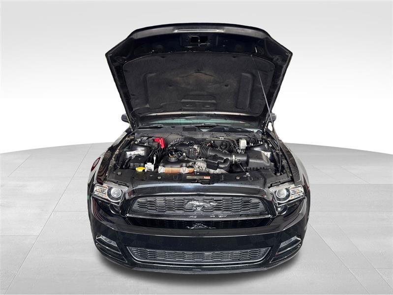Ford Mustang V6 Coupe 2013
