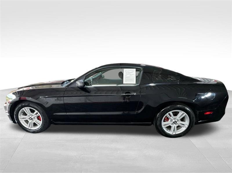 Ford Mustang V6 Coupe 2013
