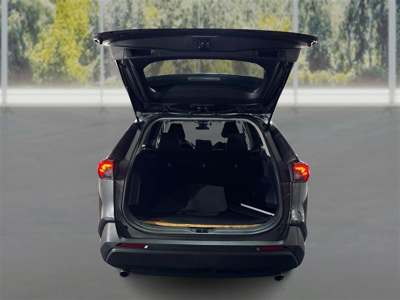 Toyota RAV4 Hybrid LE 2020