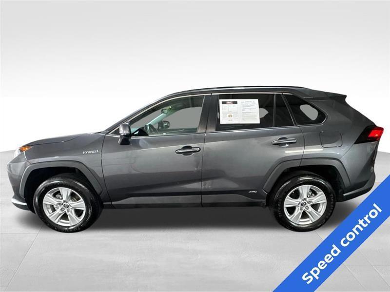 Toyota RAV4 Hybrid LE 2020