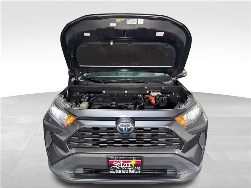 Toyota RAV4 Hybrid LE 2020
